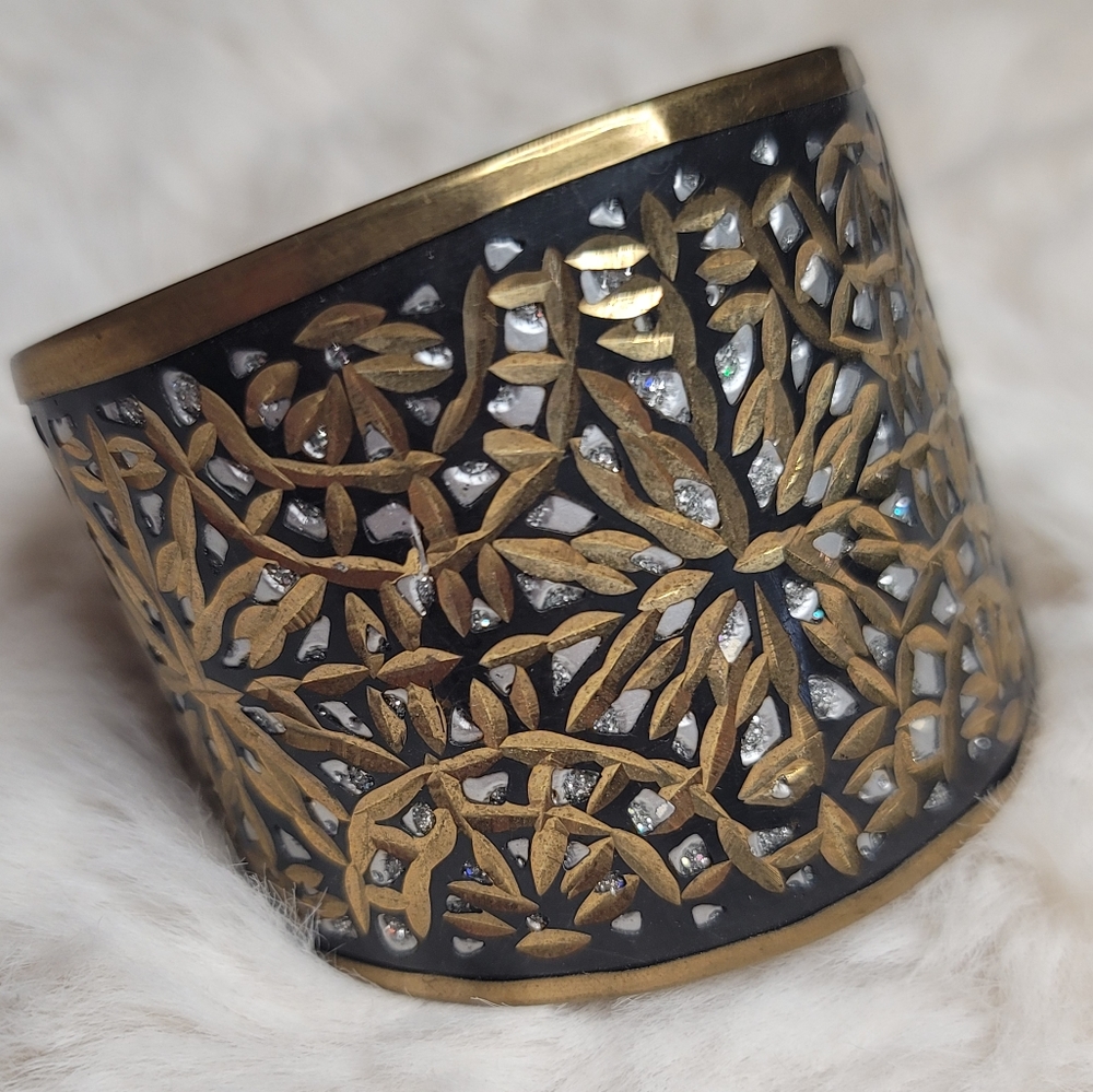 Wide Diamond Cut Brass Cuff Bracelet - Mango